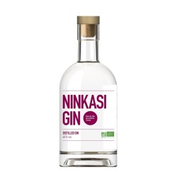 Photographie d'une bouteille de Ninkasi Gin Fleurs De Houblon Saaz Bio 70cl