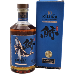 Photographie d'une bouteille de Kujira 10 Ans Ryukyu Whisky 70cl Crd