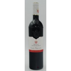 Photographie d'une bouteille de vin rouge Ste-Beatrice Cuvee Vaussiere 2013 Cdp Rge 75cl Crd