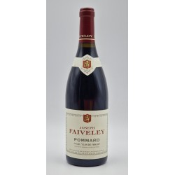 Photographie d'une bouteille de vin rouge Faiveley Clos De Verger 2015 Pommard Rge 75cl Crd