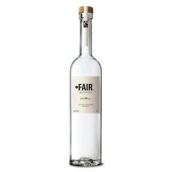 Photographie d'une bouteille de Vodka Fair Quinoa 70cl