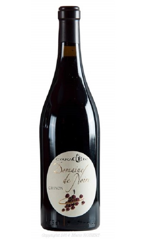 Photographie d'une bouteille de vin rouge Noire Caractere 2014 Chinon Rge 75cl Crd