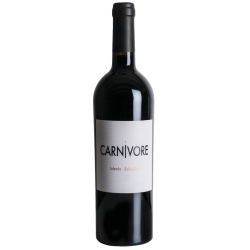 Photographie d'une bouteille de vin rouge Colombo Carnivore 2018 Vdf Rhone Rge 75 Cl Crd