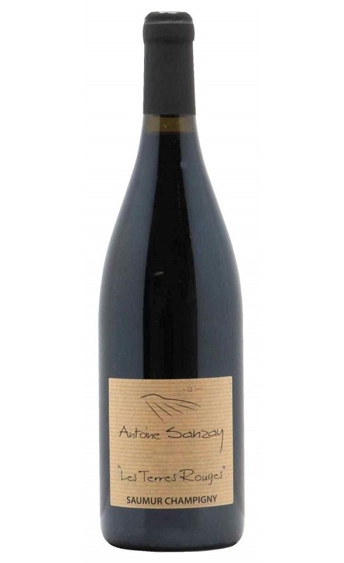 Photographie d'une bouteille de vin rouge Sanzay Terres Rouges 2019 Saumur Champ Rge Bio 1 5 L Crd