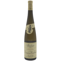 Photographie d'une bouteille de vin blanc Weinbach Altenbourg 2020 Gewurzt Blc 75cl Vin Bio Crd