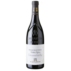 Photographie d'une bouteille de vin rouge Jaume Grand Veneur Vv 2018 Chtneuf Rge 1 5 L Crd
