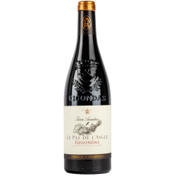 Photographie d'une bouteille de vin rouge Amadieu Le Pas De L Aigle 2019 Gigondas Rge 75cl Crd