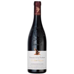 Photographie d'une bouteille de vin rouge La Mordoree La Dame Voyageuse 2021 Chtneuf Rge 75cl Crd